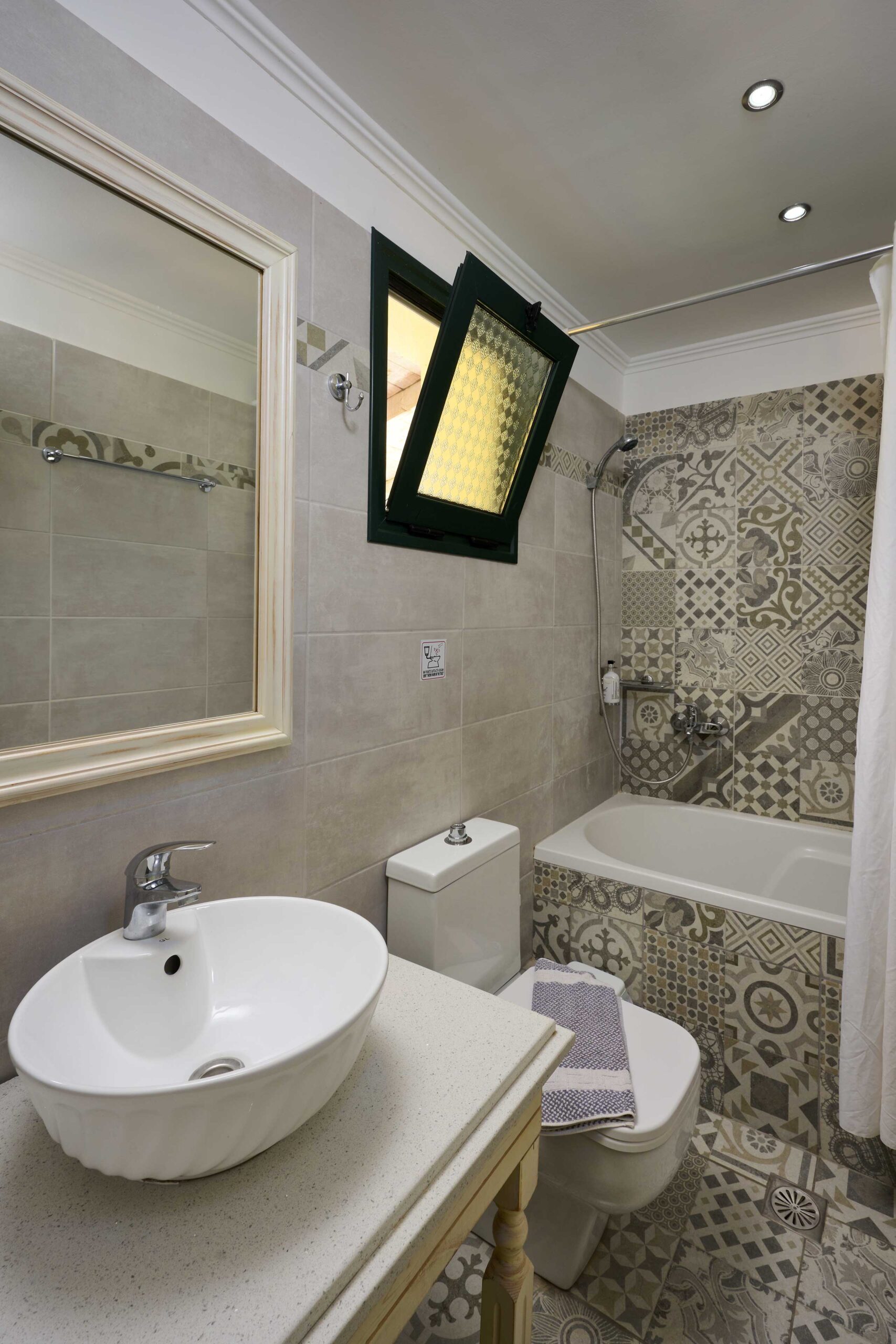 Tiara Holidays - Villaggio Maistro - deluxe apartment kupatilo